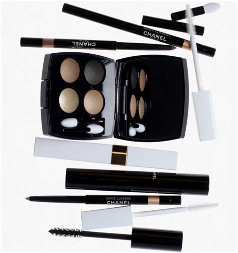 chanel gesichts make up|Chanel makeup stockists.